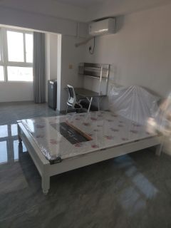 信阳中山路-锦绣铭座-家具家电齐全，个人自己的房子，一年13000元，老城区离中心医院，火车站都很近