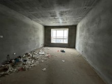 恒大名都旁 公安局家属院(羊山新区)金盾花园4室2厅2卫85万150m²毛坯房出售
